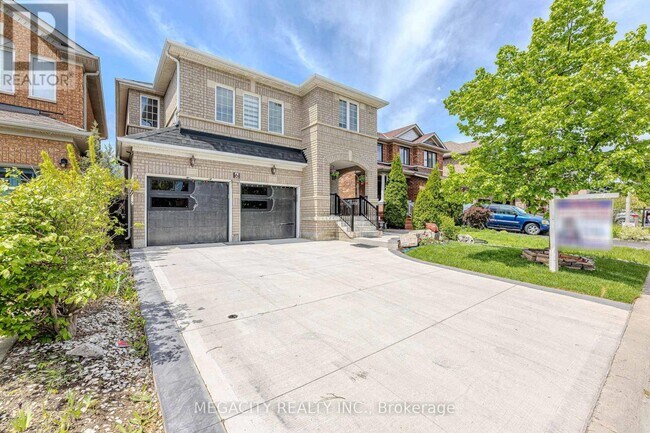 6 Linderwood Dr in Brampton, ON - Building Photo - Building Photo