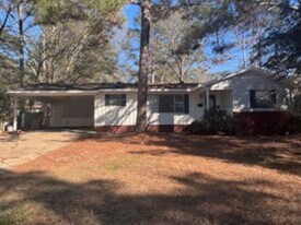 1934 Catalina Dr in Jackson, MS - Building Photo