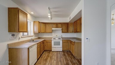 5006 W Desert Dr in Phoenix, AZ - Building Photo - Building Photo