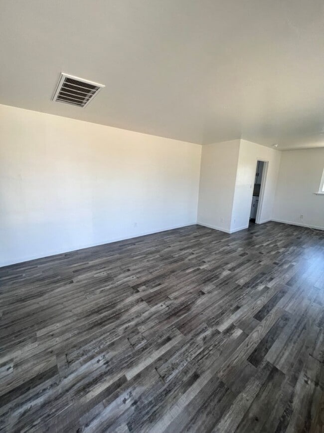 2901 Berger St in Bakersfield, CA - Building Photo - Building Photo