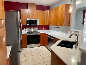 22748 SE 13th Ln in Sammamish, WA - Building Photo - Building Photo