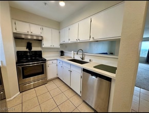 2056 Mesquite Ln in Laughlin, NV - Building Photo - Building Photo