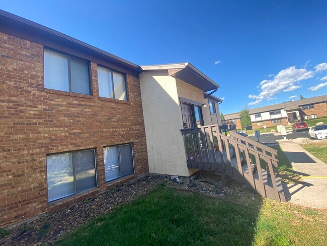 2629 E Uintah St in Colorado Springs, CO - Building Photo - Building Photo