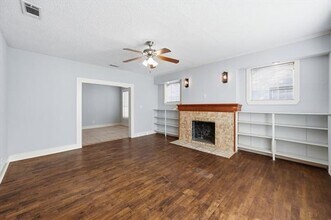 843 N Clinton Ave in Dallas, TX - Building Photo - Building Photo