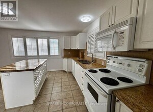 225 Cobourg St in Ottawa, ON - Building Photo - Building Photo