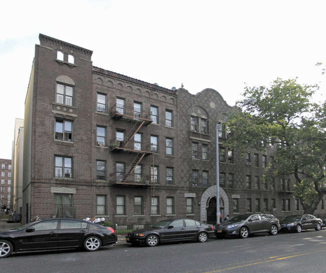 355 Lefferts Ave