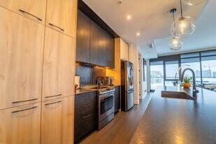 8655 Datapoint Dr in San Antonio, TX - Building Photo