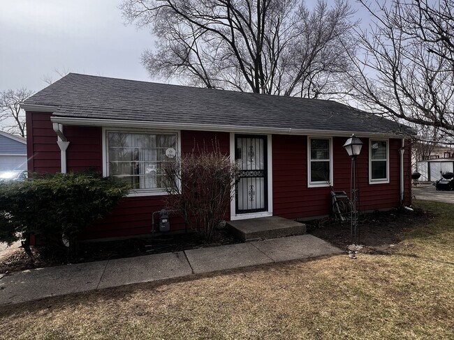 property at 1705 Lyons Ct
