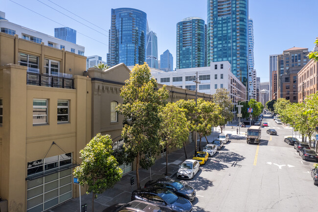 The Harbor Lofts in San Francisco, CA - Building Photo - Building Photo