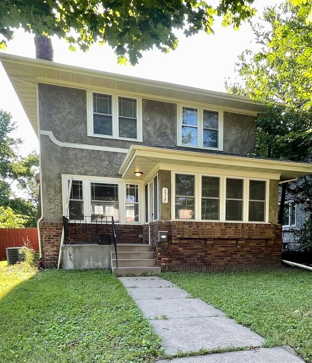 1517 Russell Ave N in Minneapolis, MN - Building Photo
