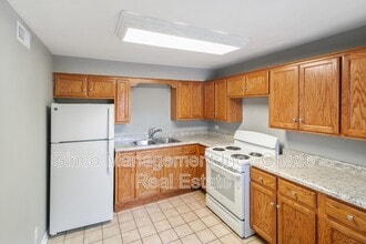 621 Oneida St in Joliet, IL - Building Photo - Building Photo