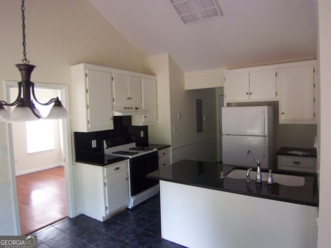 236 Major Rd in Sharpsburg, GA - Building Photo - Building Photo