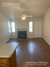 2002 River Dr in Greenville, NC - Building Photo - Building Photo