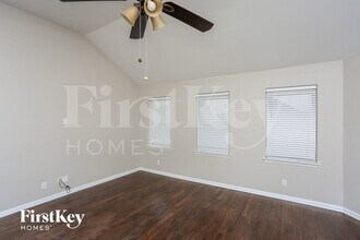 202 Brook Ct in Red Oak, TX - Foto de edificio - Building Photo