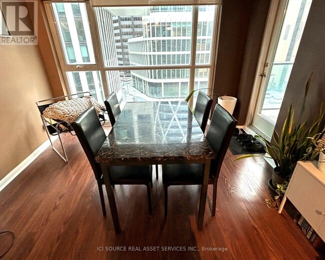 96 St Patrick St in Toronto, ON - Building Photo - Building Photo