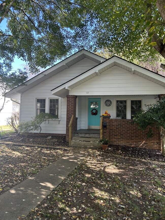property at 12 Harvard Pl