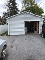 236 E Main St, Unit Garage in Westminster, MD - Building Photo