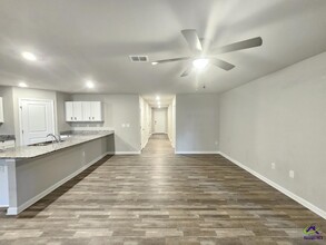 124 Martin Mill Trail in Warner Robins, GA - Building Photo - Building Photo