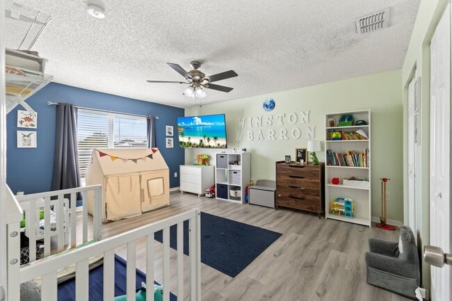 3861 SW Chaffin St in Port St. Lucie, FL - Building Photo - Building Photo