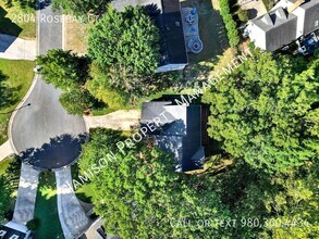 2804 Rosebay Ct in Charlotte, NC - Building Photo - Building Photo