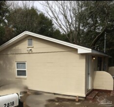 2818 W Strong St in Pensacola, FL - Building Photo - Building Photo