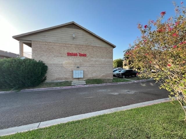 property at 412 Shiloh Dr
