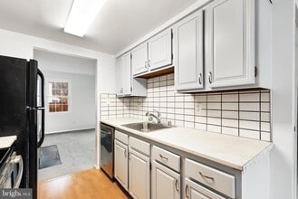 1851 Sharwood Pl in Crofton, MD - Building Photo - Building Photo