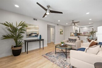 506 71st Ave in St Pete Beach, FL - Building Photo - Building Photo