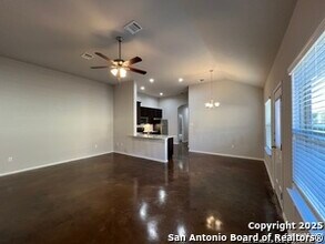 1496 Lucille St in Seguin, TX - Building Photo - Building Photo