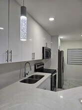 6405 W 27th Ln in Hialeah, FL - Building Photo - Building Photo