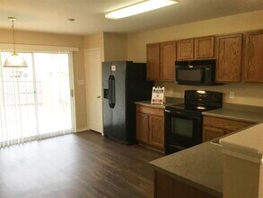 25018 Longbranch Run in San Antonio, TX - Foto de edificio - Building Photo