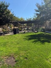 1572 Fortaleza Way #18 in Vista, CA - Building Photo - Building Photo
