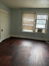 2465 Saturn St in Cincinnati, OH - Building Photo - Building Photo