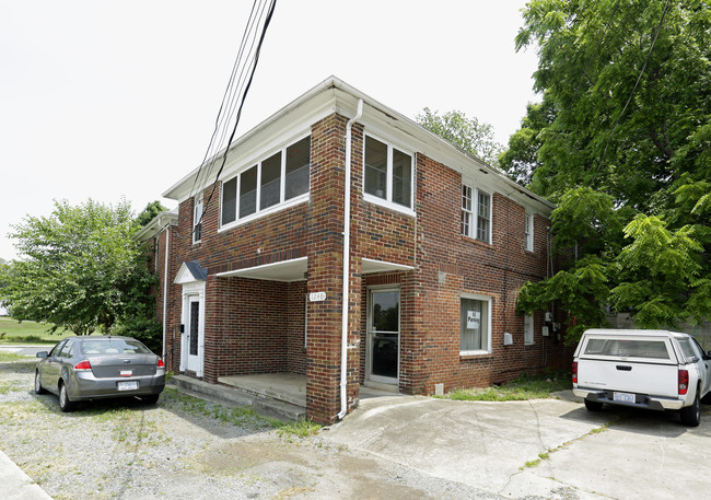 1400 Park Dr in Charlotte, NC - Foto de edificio - Building Photo