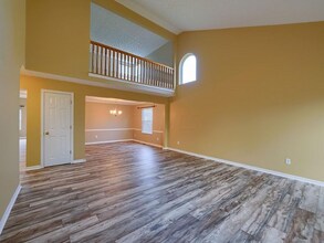 6284 Beaumont Square in Lewis Center, OH - Foto de edificio - Building Photo