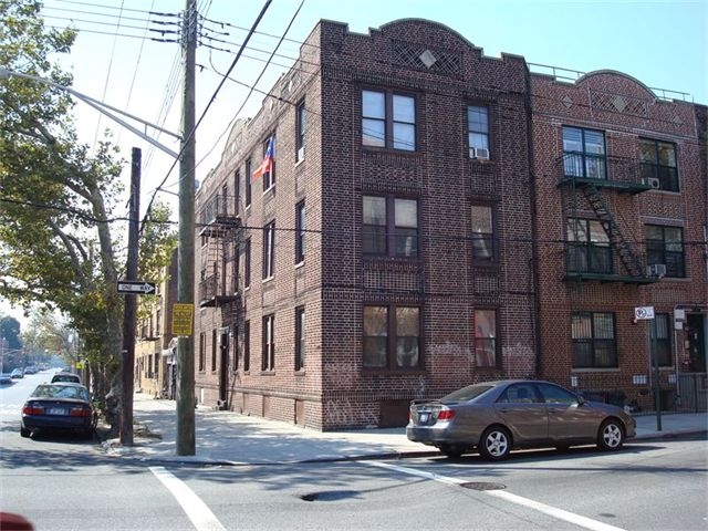 Bassad Realty LLC in Brooklyn, NY - Building Photo