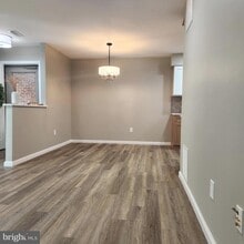 16 Pickwick Pl in Sewell, NJ - Building Photo - Building Photo