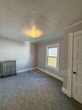 79 Garfield Ave in New London, CT - Building Photo - Building Photo