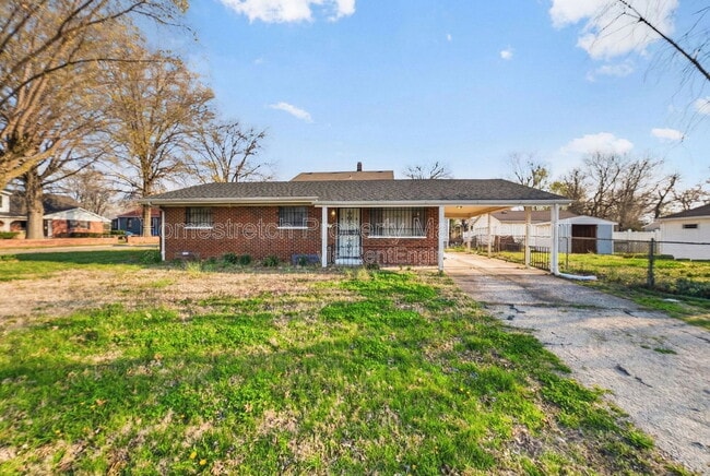 property at 2301 Belleview Ave