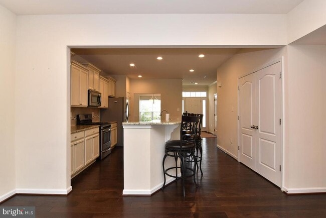 property at 20560 Charlotte Blvd