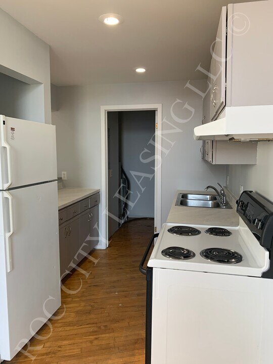 214-216-216 Andrews St in Rochester, NY - Building Photo