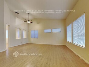 8444 Orange Cliff Ct in Las Vegas, NV - Building Photo - Building Photo