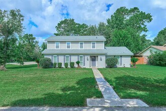 725 River Plantation Dr in Conroe, TX - Building Photo - Building Photo