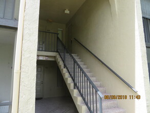 702 Sunny Pine Way in Greenacres, FL - Building Photo - Building Photo