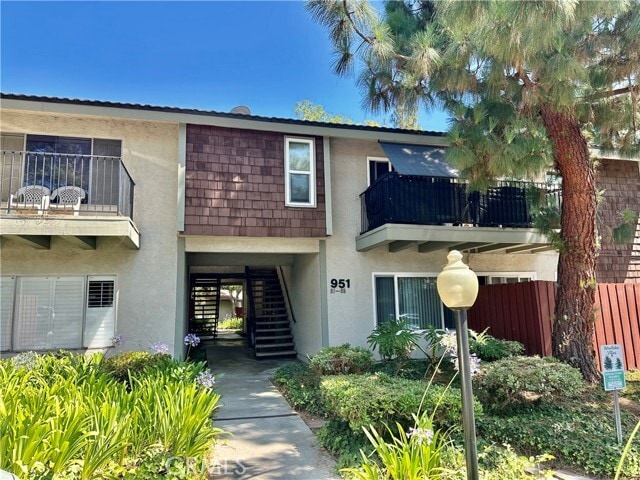 property at 951 S Idaho St
