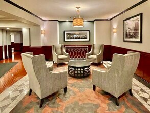 40 E 9th St, Unit 1801 in Chicago, IL - Building Photo - Building Photo