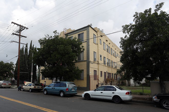 Alvarado Apartments in Los Angeles, CA - Foto de edificio - Building Photo