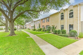 1352 Country Pl Dr in Houston, TX - Building Photo - Building Photo