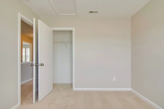 3003 Riverbrooke Dr in Raleigh, NC - Building Photo - Building Photo