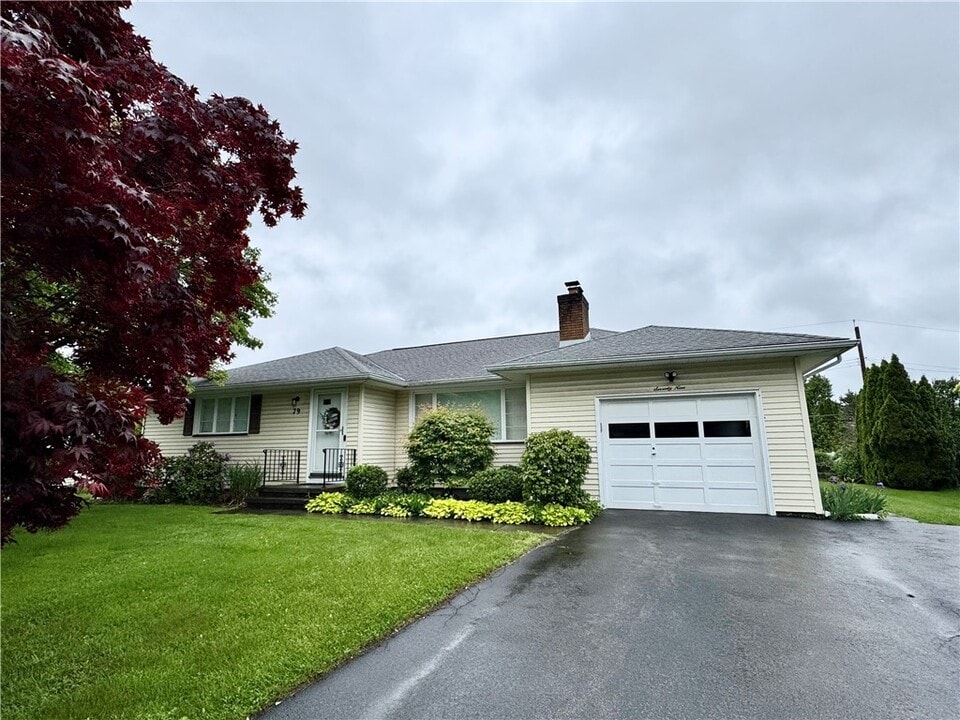 79 Drake Dr in Rochester, NY - Building Photo